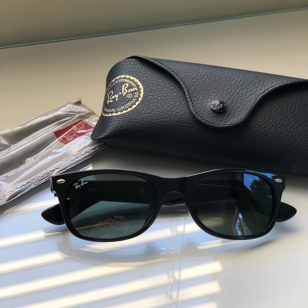 Ray Ban New Wayfarer Sunglasses